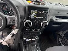 2013 Jeep Wrangler 4WD 2dr Sahara - Photo 6