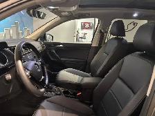 2019 Volkswagen Tiguan Comfortline 4MOTION ONE OWNER / CLEAN CAR - Photo 6