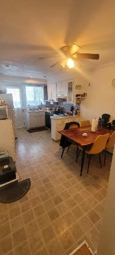 41/2 à louer Anjou, chauffage et eau chaude inclus - Photo 2