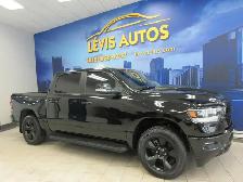 RAM 1500 2020 SPORT CREW-CAB V8 5.7L HEMI 4X4 TOIT PANO / GPS / - Photo 2