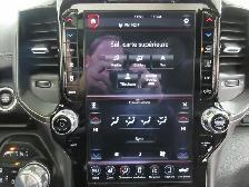 RAM 1500 2020 SPORT CREW-CAB V8 5.7L HEMI 4X4 TOIT PANO / GPS / - Photo 27