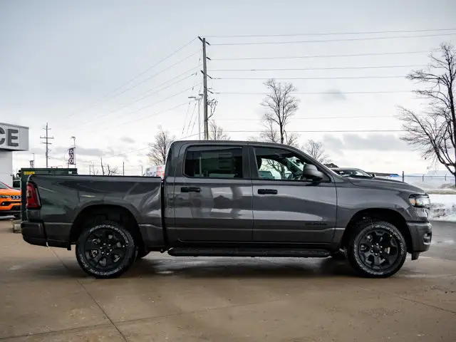 2026 Ram 1500 Express - Photo 10