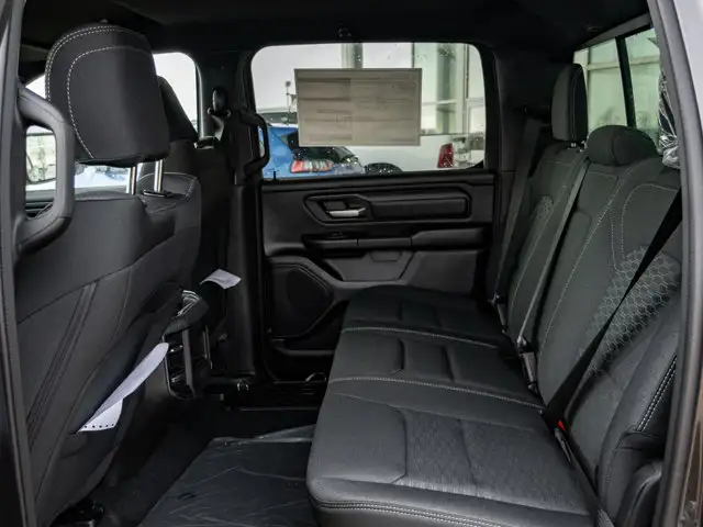 2026 Ram 1500 Express - Photo 15