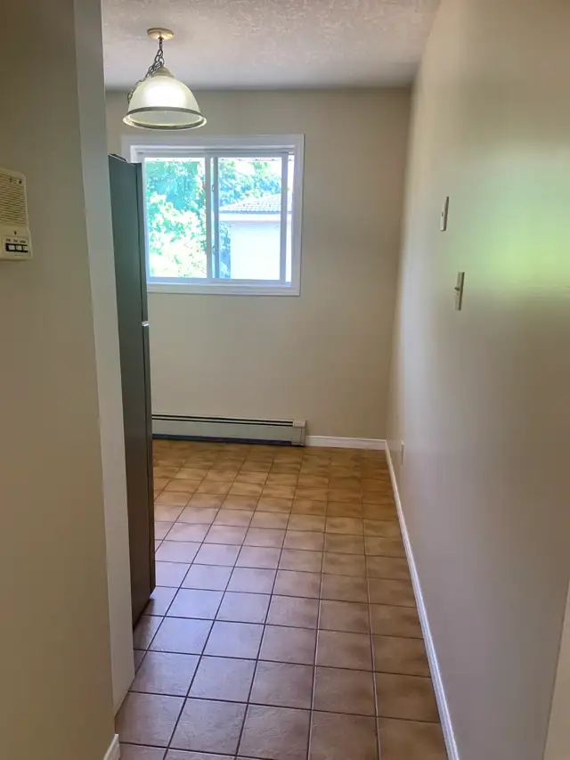Bright clean two-bedroom apartment - Photo 8
