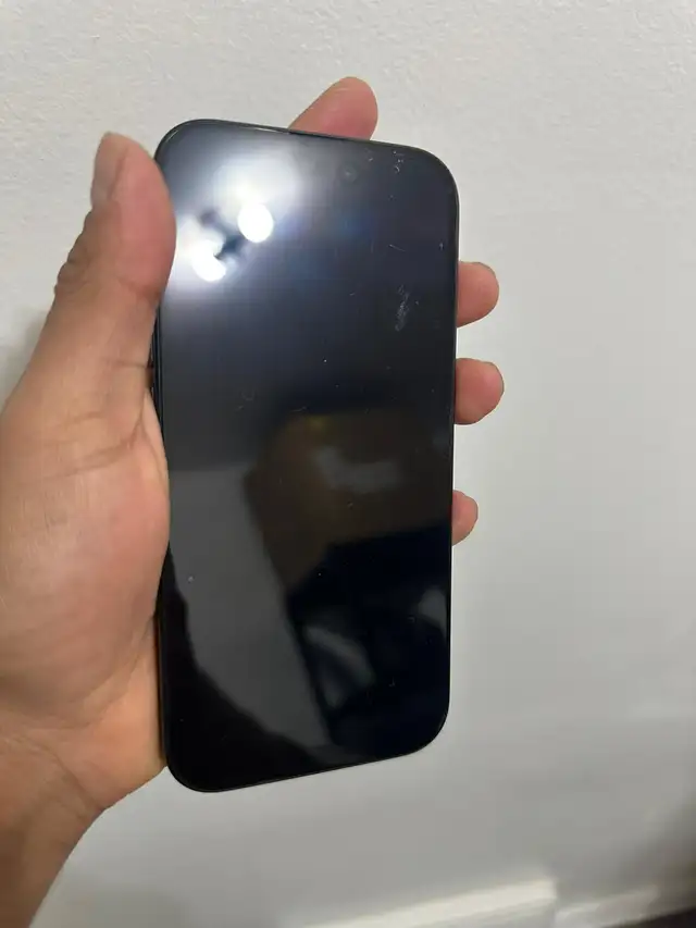 iPhone 15 256gb Airpods Package/Delivery - Photo 7