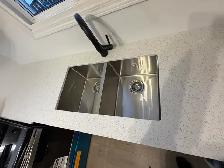 Updated Home in Family Friendly Neighbourhood for Rent - Photo 3