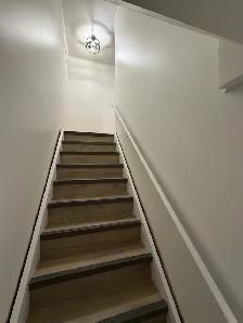 Updated Home in Family Friendly Neighbourhood for Rent - Photo 10