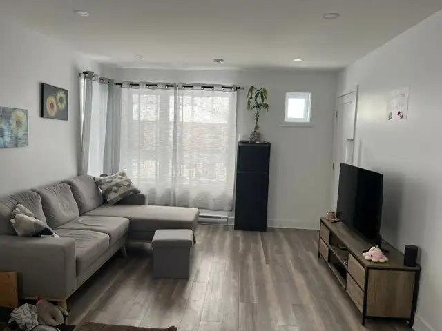 Logement 5 1/2  Ste -Marie-Madeleine (rive-Sud) - Photo 4