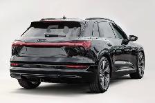 2022 Audi e-tron Technik | Black Optics | 22 pouces | HUD | B&O - Photo 3