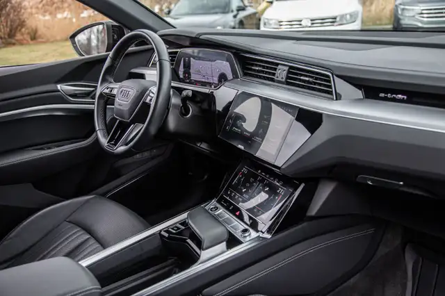 2022 Audi e-tron Technik | Black Optics | 22 pouces | HUD | B&O - Photo 7