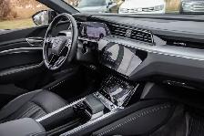 2022 Audi e-tron Technik | Black Optics | 22 pouces | HUD | B&O - Photo 7