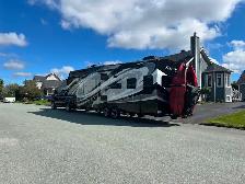 FIFTH WHEEL GRAND DESIGN SOLITUDE 310GK, 2022 - Photo 2