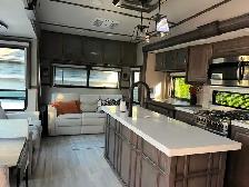 FIFTH WHEEL GRAND DESIGN SOLITUDE 310GK, 2022 - Photo 4