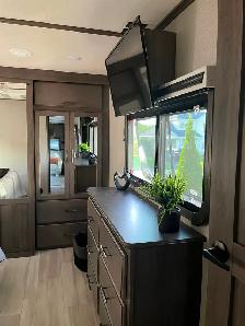 FIFTH WHEEL GRAND DESIGN SOLITUDE 310GK, 2022 - Photo 8