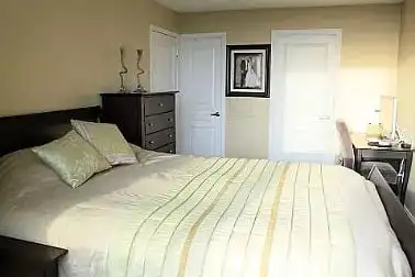 Barrie, Hospital Area 3 1 beds/2baths May/June - Photo 7