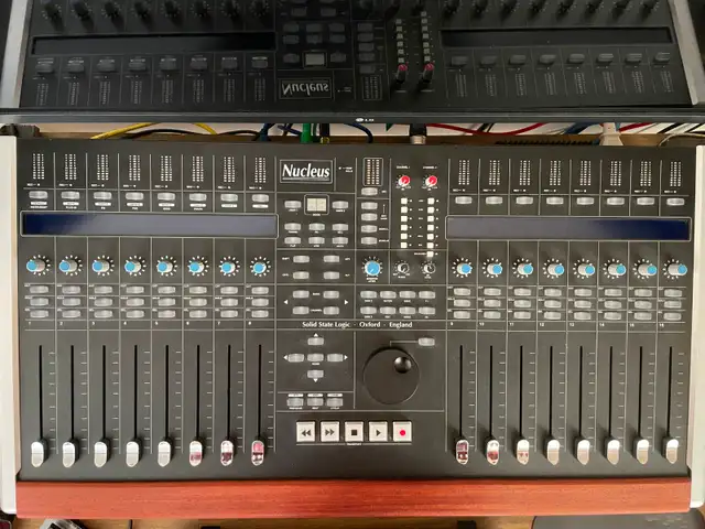 SSL Nucleus Control Surface / Audio Interface - Photo 4