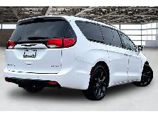 2019 Chrysler Pacifica Limited S App 8Seat | Theatre Group | AS - Photo 2