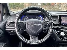 2019 Chrysler Pacifica Limited S App 8Seat | Theatre Group | AS - Photo 5