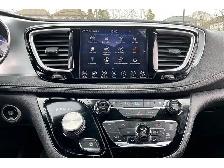 2019 Chrysler Pacifica Limited S App 8Seat | Theatre Group | AS - Photo 6