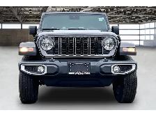 2024 Jeep Gladiator Sport S | Heated Leather | Premium Pkg | 4X4 - Photo 3