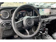 2024 Jeep Gladiator Sport S | Heated Leather | Premium Pkg | 4X4 - Photo 13