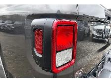 2024 Jeep Gladiator Sport S | Heated Leather | Premium Pkg | 4X4 - Photo 31