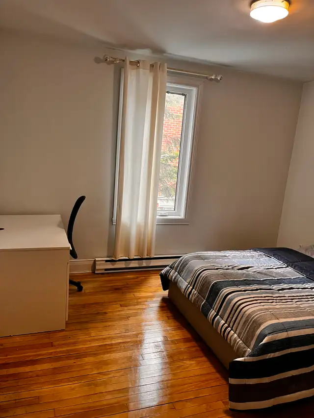 A private room for rent Cote des neige NDG - Photo 7