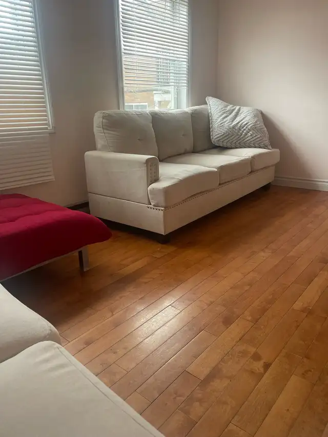 Beautiful Couch (2 of them) $350  EaCh & Delivery - Photo 9