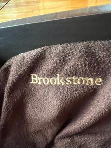 Brook Stone Laptop Stand Ideal For Use In Bed or On Couch  NEW - Photo 4