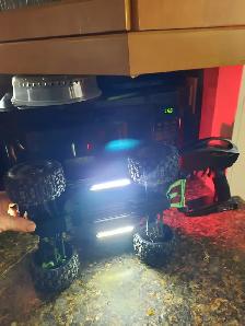 Traxxas Mini Maxx 2blx