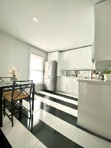 Bright, clean inclusive one bedroom apartment. - Photo 2