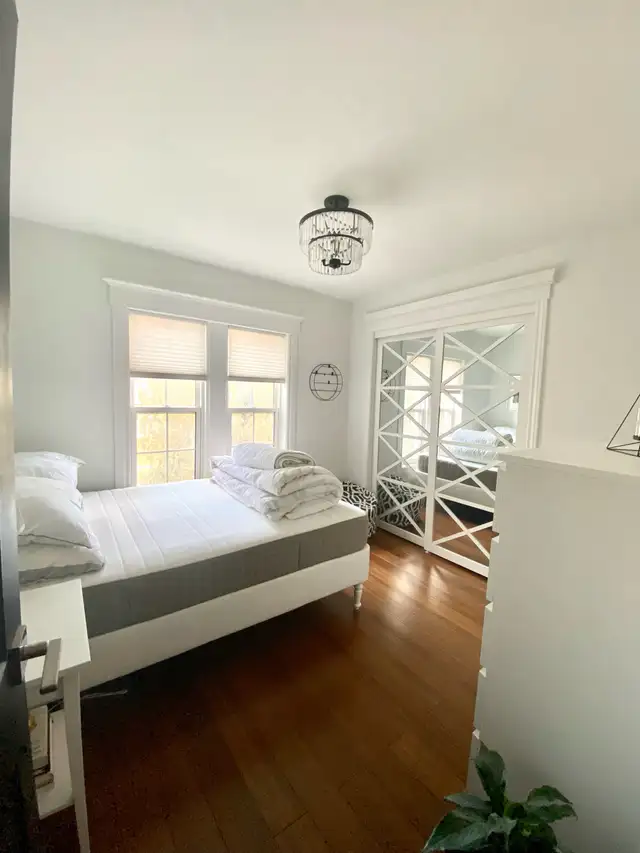 Bright, clean inclusive one bedroom apartment. - Photo 4