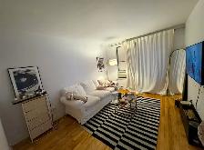 31/2 dernier étage disponible dès le 1er Mai à  Montréal