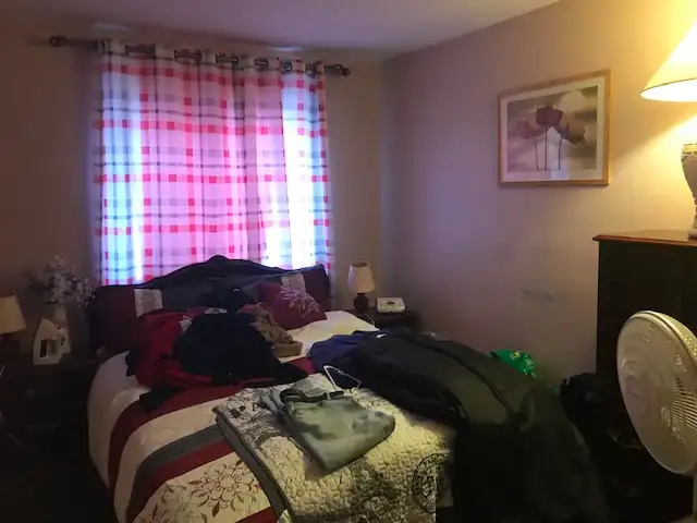 5 1/2 Brossard, 3 chambres couchee Bus Rem Metro, Ecole, Piscine - Photo 5
