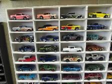 Hot Wheels  55-57 Chevy Shoebox collection, 88 cars total - Photo 2