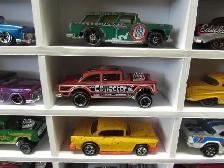 Hot Wheels  55-57 Chevy Shoebox collection, 88 cars total - Photo 9