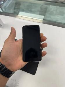 Unlocked iPhone X with 1 year warranty ! - Photo 2