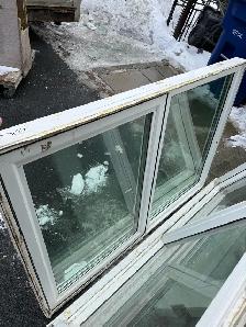 Vinyl casement window - Photo 4