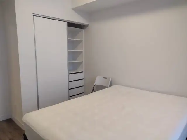 Fully Furnished 1 Bedroom Apartment in Downtown Kitchener - Photo 9