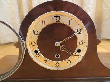 Vintage Mantel Clock - Photo 5