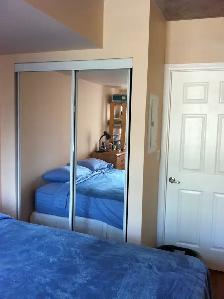 Gay Male to Share 2 Bed/ 2 Bath condo at Wellesley Subway - Photo 3