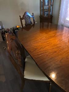 DINING ROOM SET - Photo 9