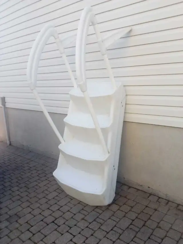 for above swimming pool ladder very good condition - Photo 2