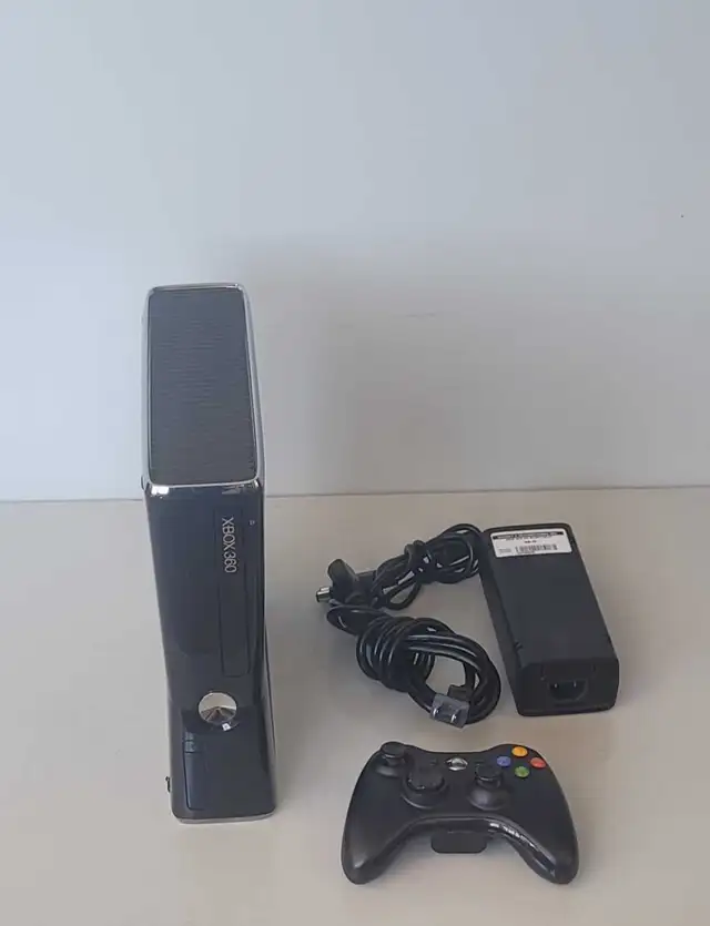 250GB XBOX 360 System (32408849)