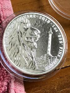 Silver Coins and bars - Photo 2