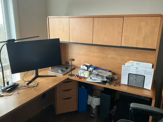 Bureau de travail complet et étagère coordonnée comme neuf - Photo 3