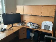 Bureau de travail complet et étagère coordonnée comme neuf - Photo 3