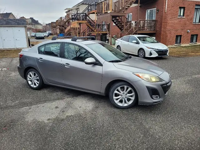 MAZDA 3 GT - Photo 4