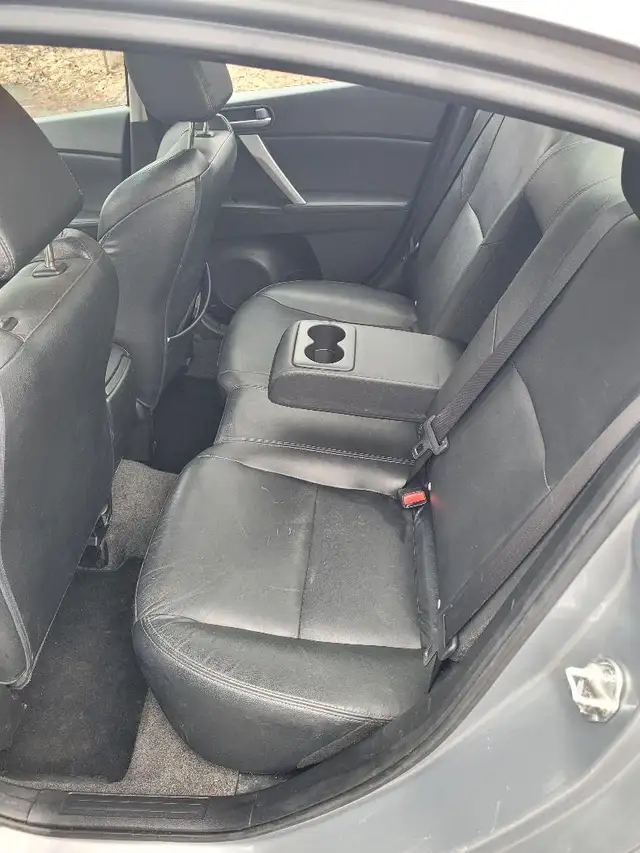 MAZDA 3 GT - Photo 6
