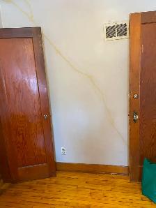 furnished room c/w all utilities/wifi/TV /parking east Downtown - Photo 3